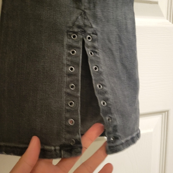 Hudson Holly Mid Rise Cropped Flare Slit Back Jeans - Picture 11 of 13